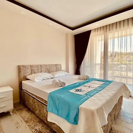 Kuşadası'nda Havuzlu Lüx Life Villa Kuşadası