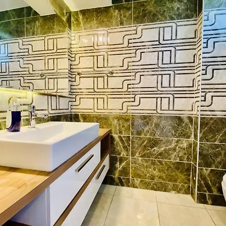 Villa Kuşadası'nda Havuzlu Lüx Life Kuşadası