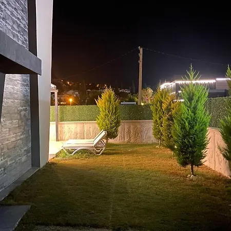 Kuşadası'nda Havuzlu Lüx Life