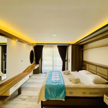 Kusadasi'nda Havuzlu Lux Life Villa Kusadasi