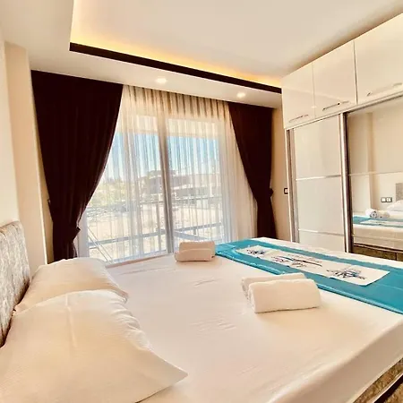 Villa Kusadasi'nda Havuzlu Lux Life *